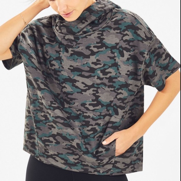 Fabletics Tops - Fabletics Hadley Hi Low Camo Crop Hoodle
